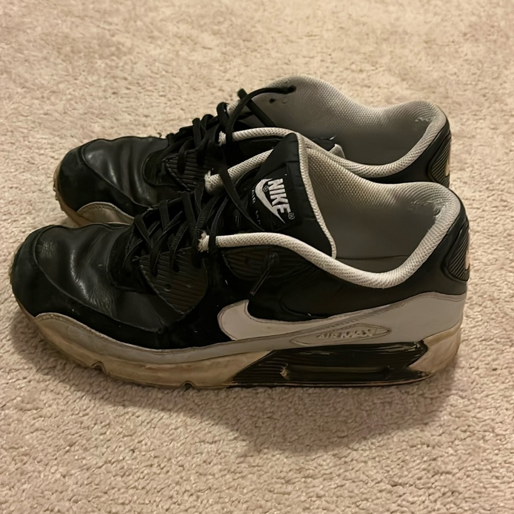 Nike Air Max 90 Black leather with white and grey. Mens size 11.